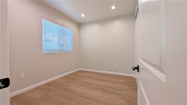 Building Photo - 913 Durango Ct