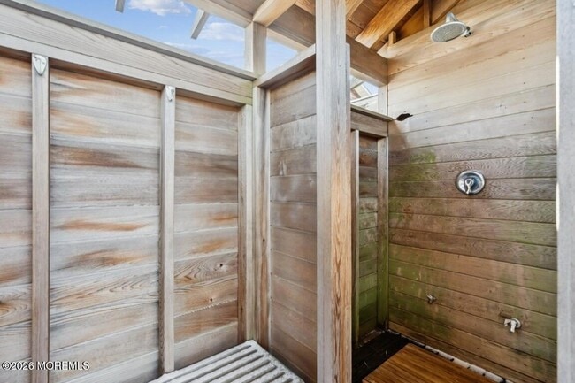 Building Photo - 54 Osborne Ave