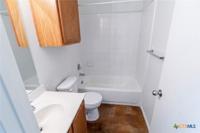 Building Photo - 2923 Starlight Dr