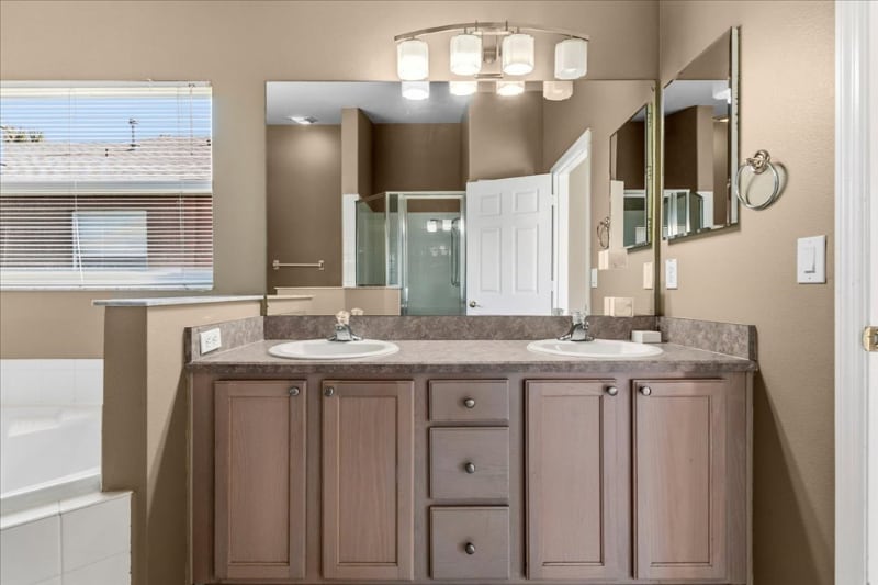 Building Photo - 8084 Santee Dr