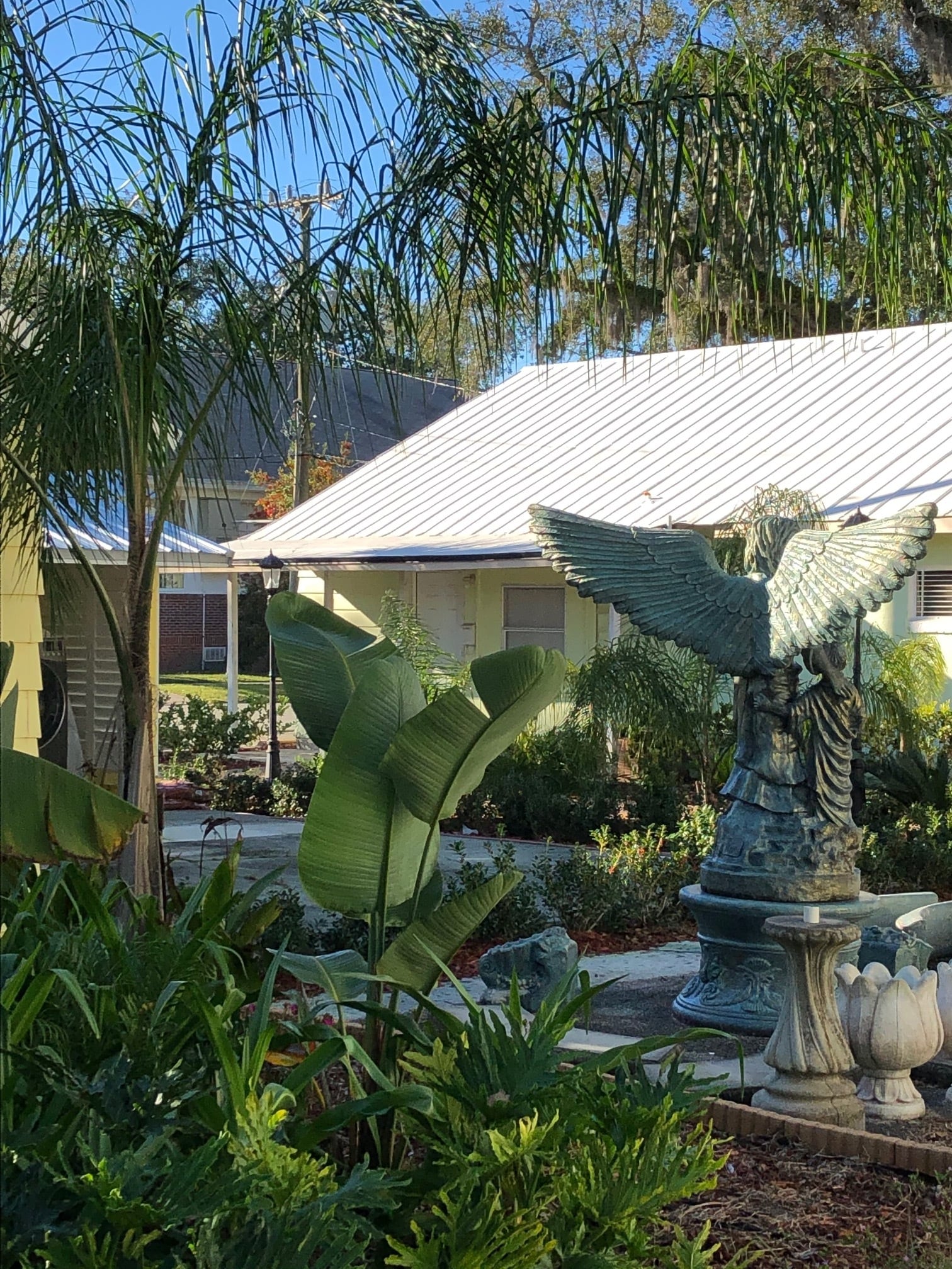 Building Photo - 714 Spring St