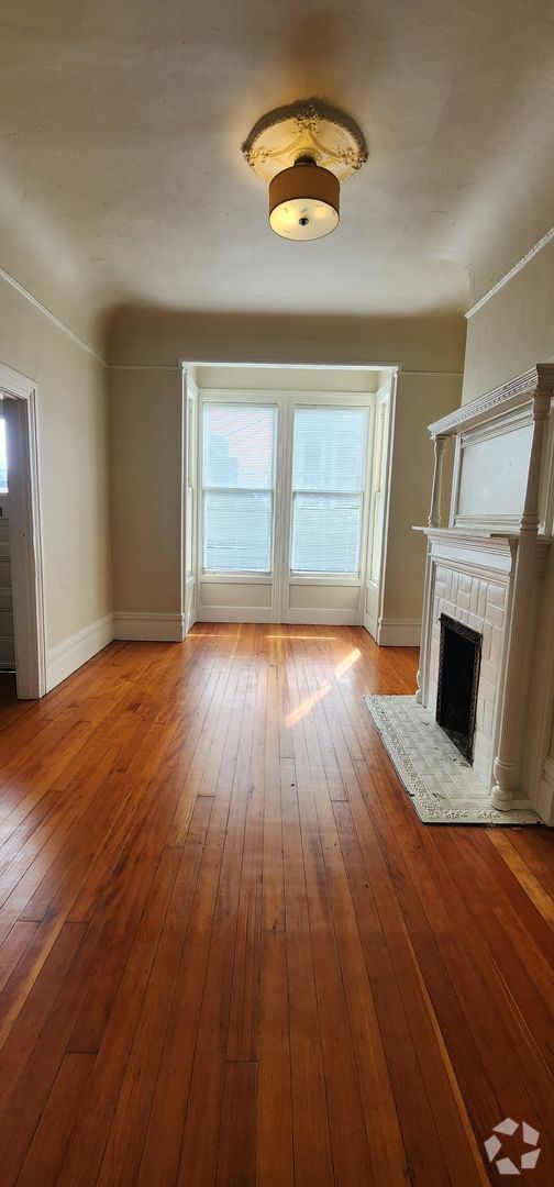 Building Photo - 629-633-633 Fillmore St