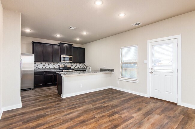 Building Photo - WESTPOINTE AT FRONTERRA