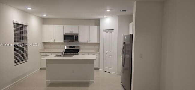 Building Photo - 6315 Windwood Wy