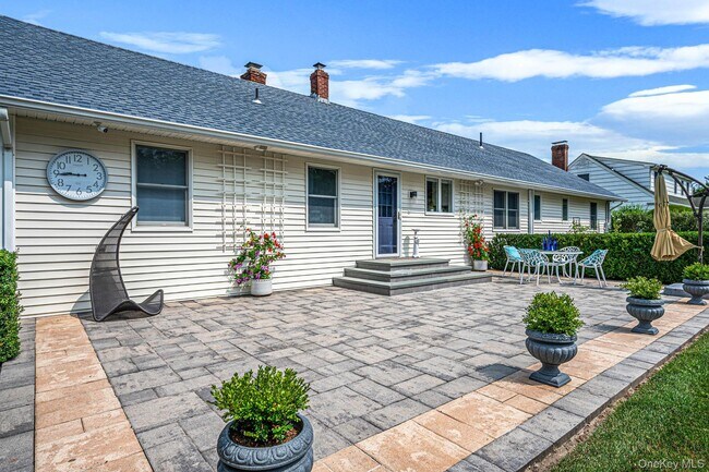 Building Photo - 47 Whitebrook Dr