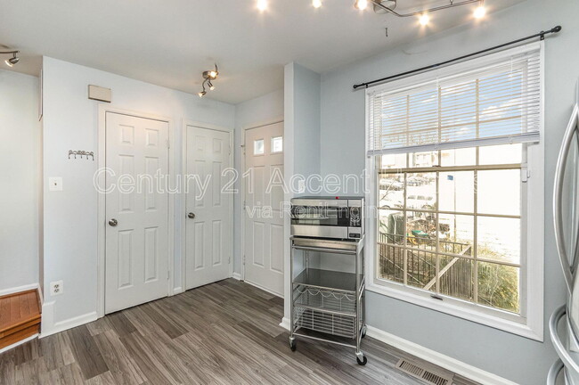 Building Photo - 5028 9th St S