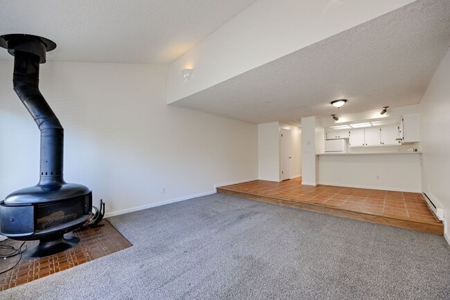 Building Photo - 261 Shepard Way NW
