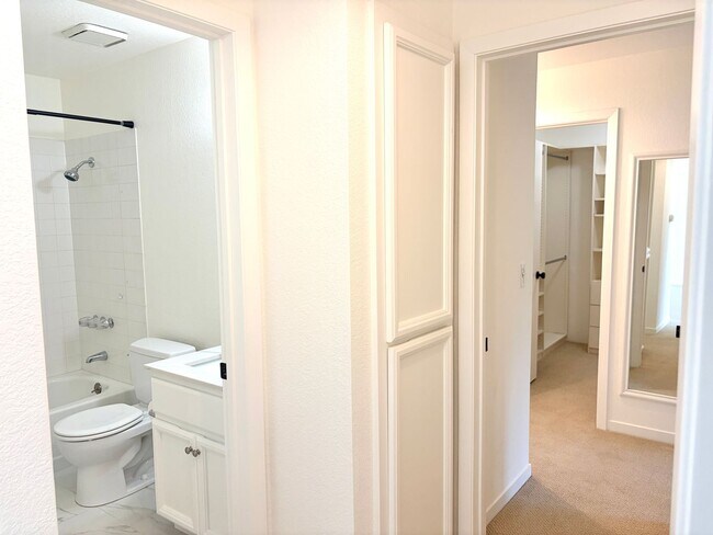 Building Photo - 258 Sandpiper Ct