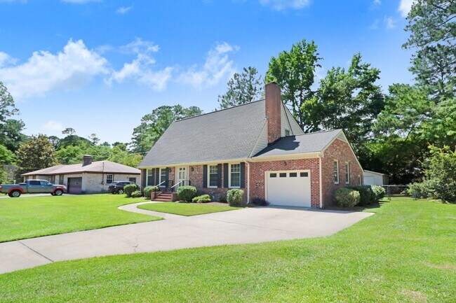 Building Photo - CHARMING 2-STORY BRICK HOME *Excellent Goldsboro Location* Lawn Care Included!