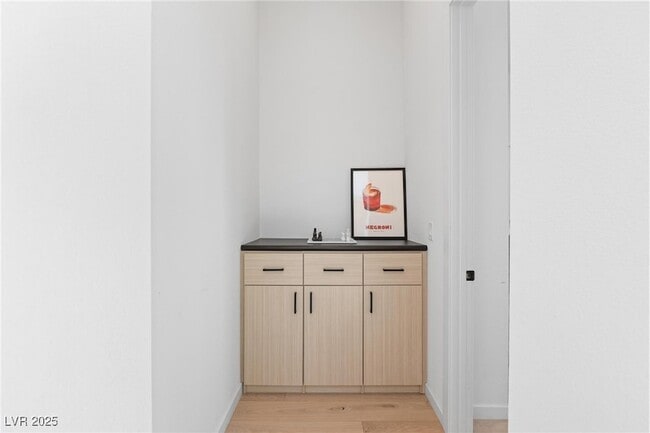 Building Photo - 10927 White Clay Dr