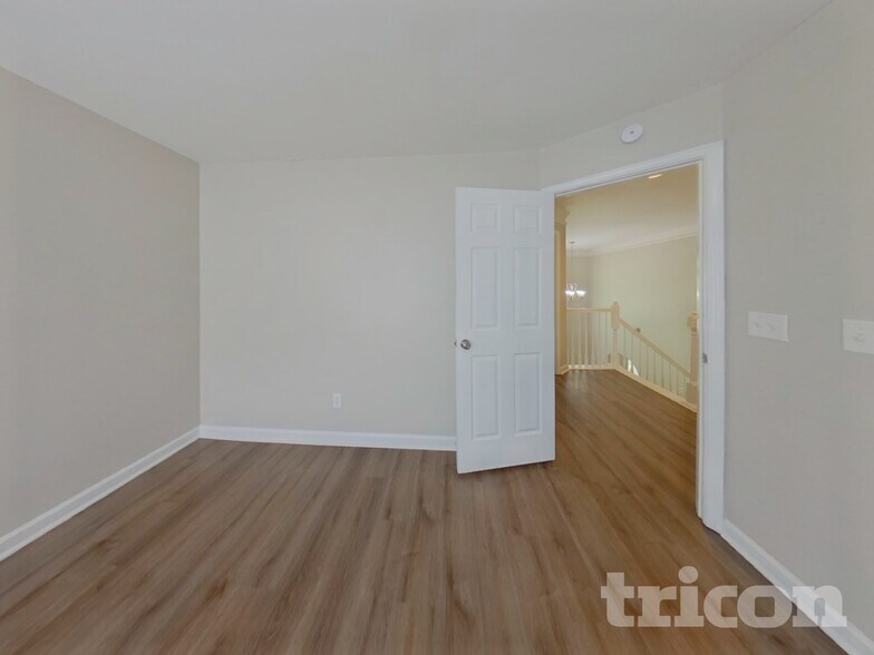 Building Photo - 120 Canal Pl
