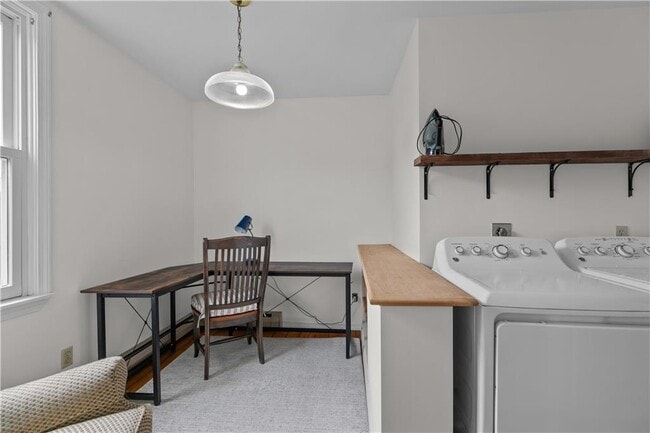 Building Photo - 65 Kingston Ave