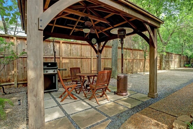 Building Photo - 431 Hedwig Rd