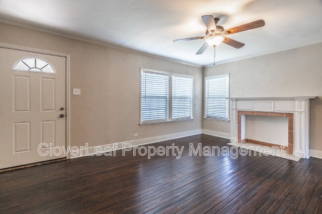 Building Photo - 2423 W Huisache Ave