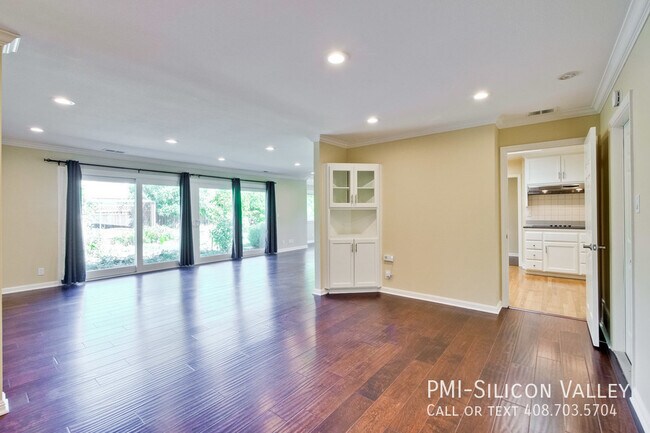 Building Photo - Amazing Cupertino Home!