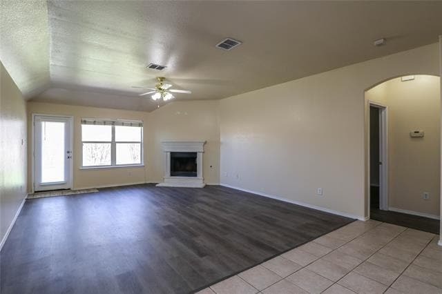 Building Photo - 3009 Sugarberry Dr