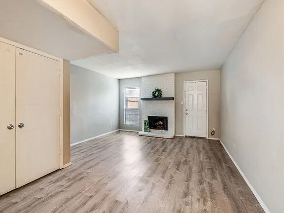 Building Photo - 7500 Chapin Rd