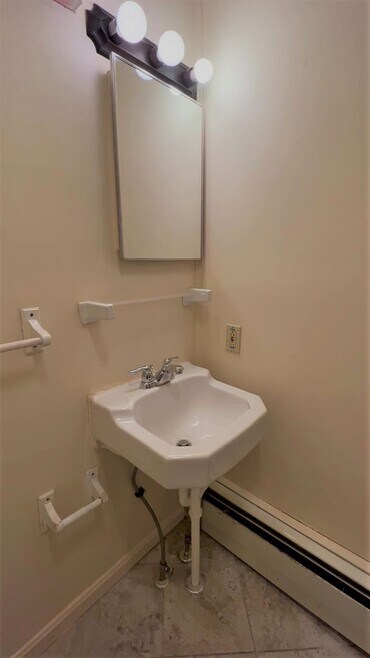 Building Photo - 359 St Paul St