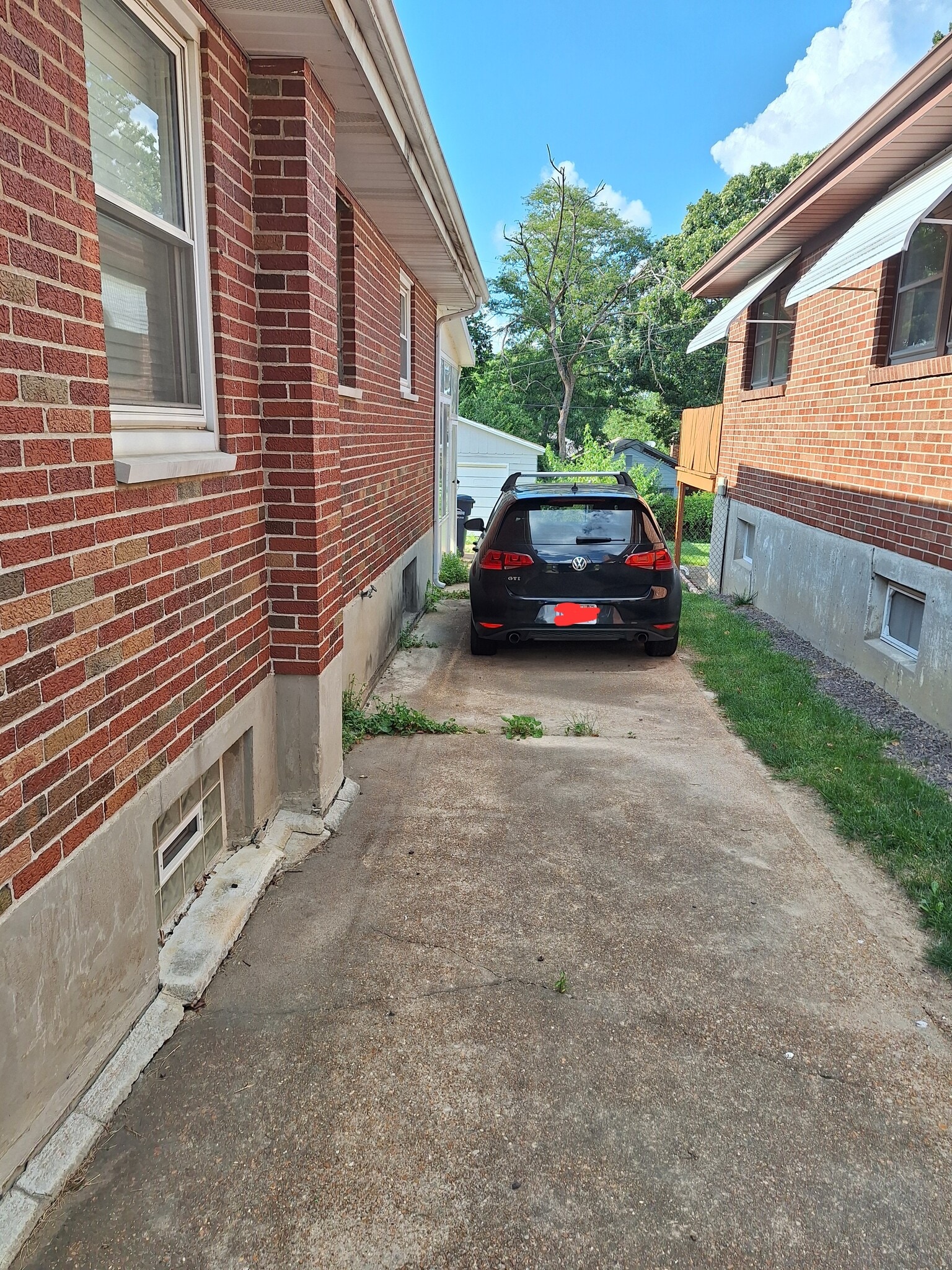 Building Photo - 7403 Weil Ave