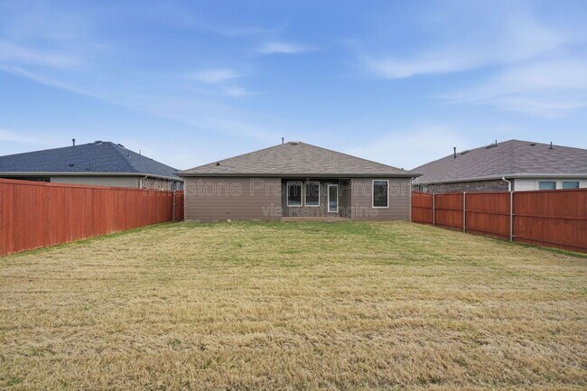 Building Photo - 2428 Montgomery St