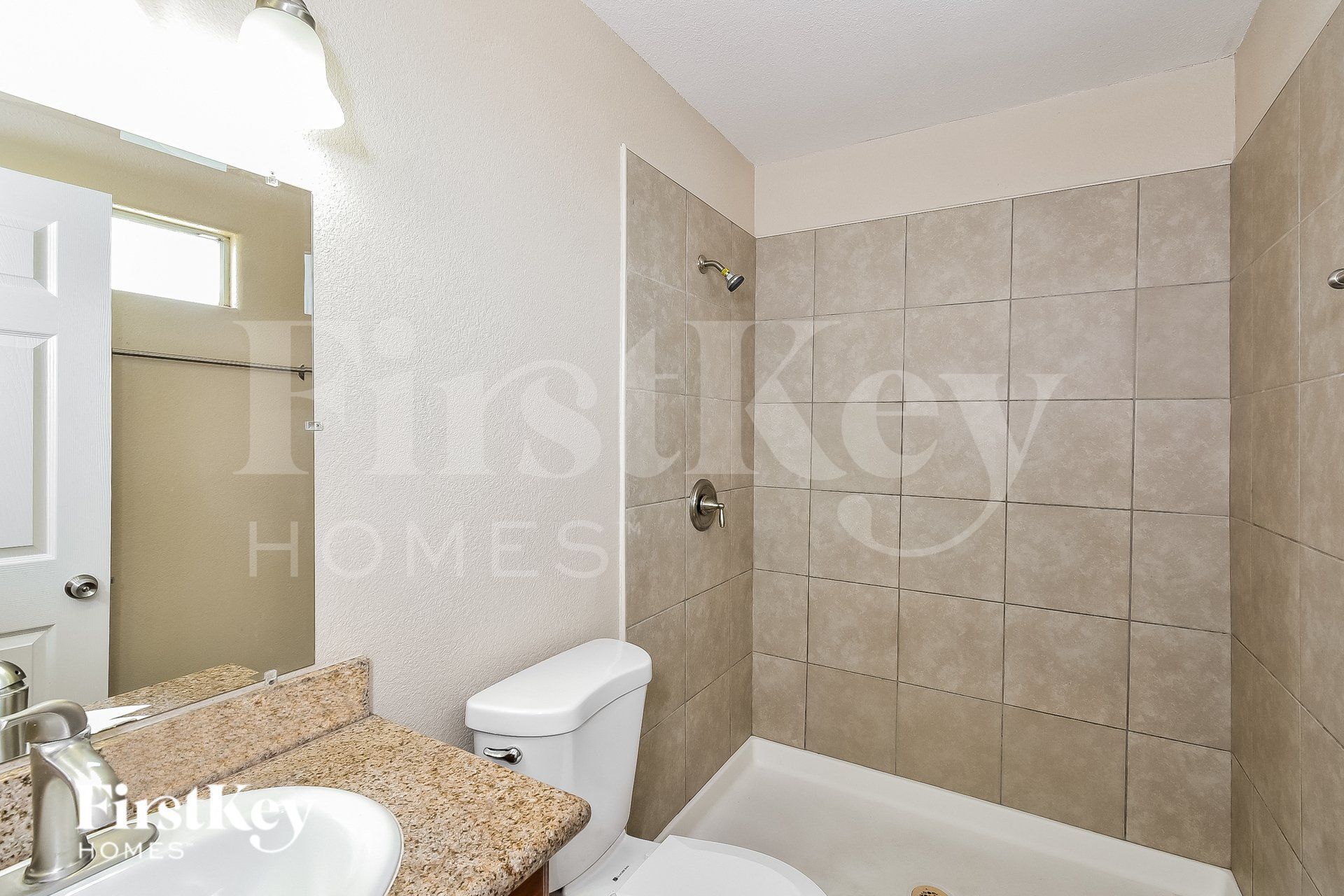 Building Photo - 301 Kings Ave