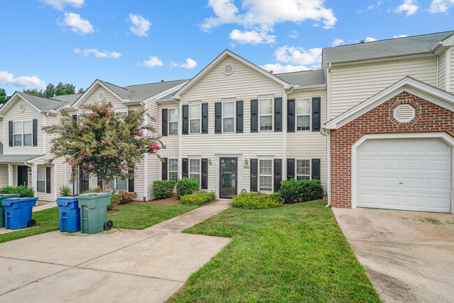 Building Photo - 2005 Rathie Dr