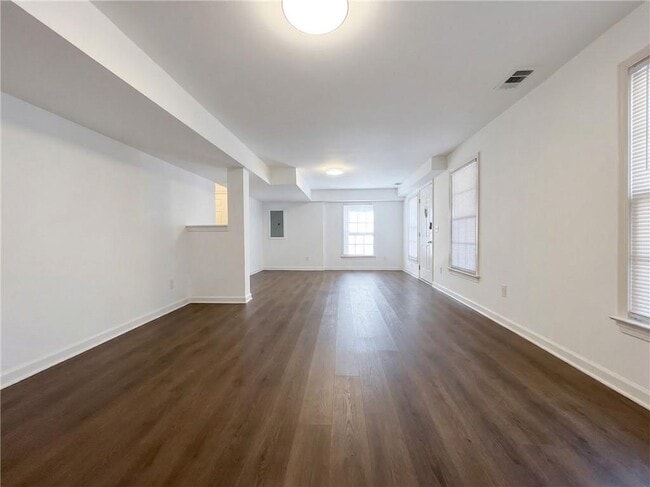 Building Photo - 3530 Waters Cove Way