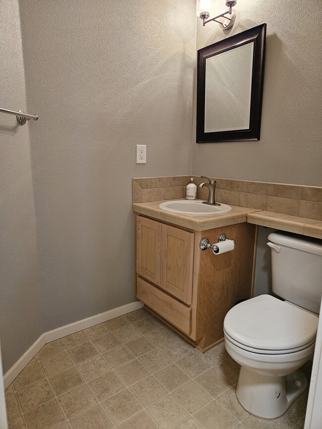 Building Photo - 14883 SE Marci Way