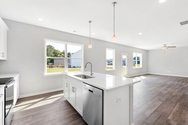 Building Photo - Brand New 4 Bedroom Smithfield Home Close ...