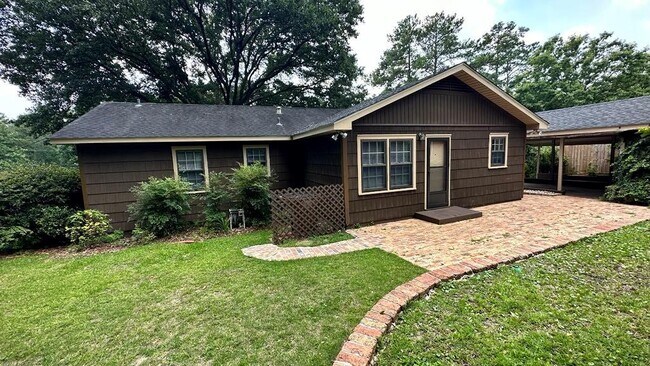 Building Photo - 4272 Springview Dr