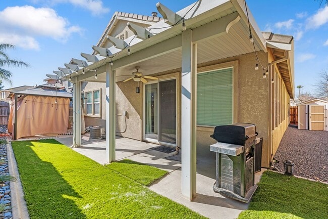 Building Photo - 1292 Paseo Belleza