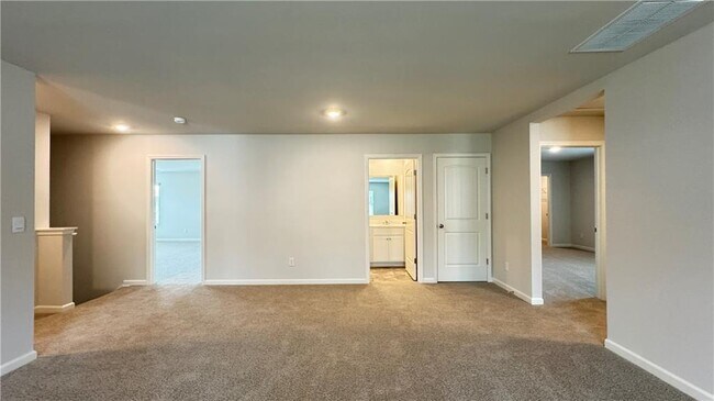 Building Photo - 56 Thompson Ridge Ln