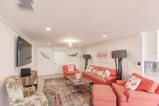 Building Photo - 1125 W Peppertree Dr