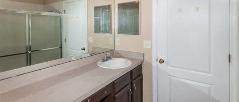Building Photo - 1282 Summit Oaks Dr E