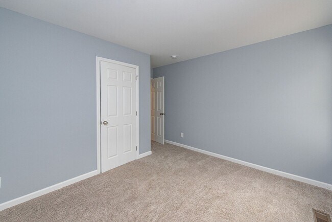 Building Photo - College Hill- New Construction! Stunning 3...