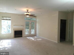 Building Photo - 11402 Gate Hill Pl