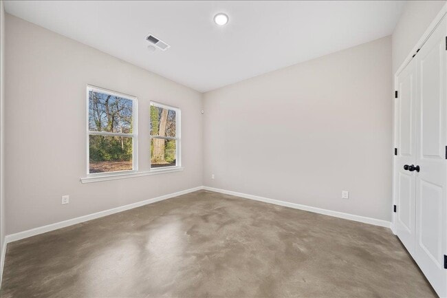 Building Photo - 3312 Tutwiler Ave
