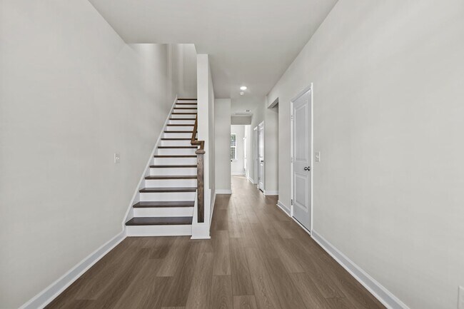 Building Photo - 9413 Sun Fountain Dr