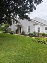 Building Photo - 2115 Wexford Rd