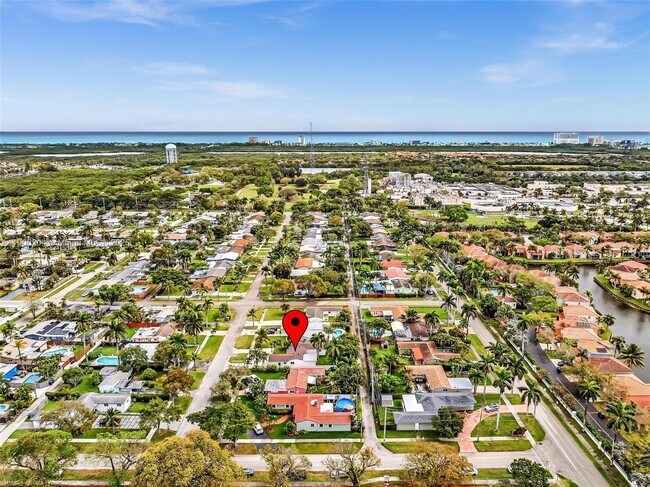 Building Photo - 1510 Coolidge St