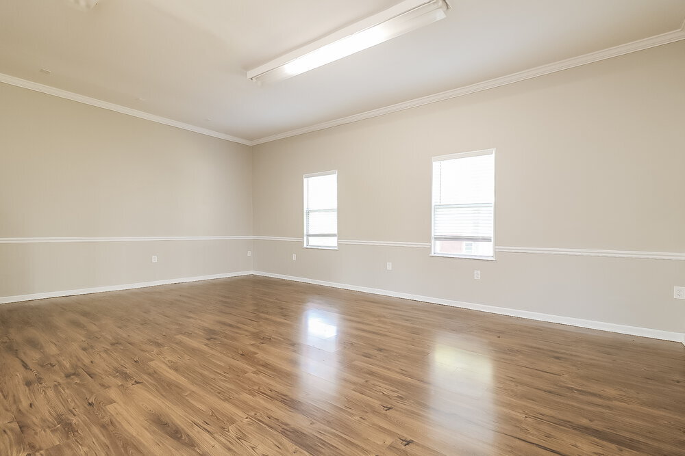 Building Photo - 1650 Southcross St