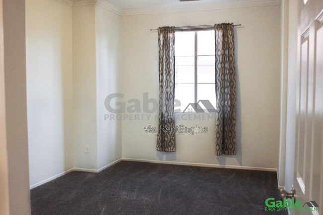 Building Photo - 24210 Amaryllis Ct