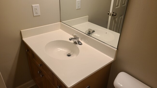 Building Photo - 1007 W Marymont Ln