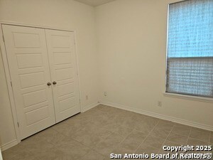 Building Photo - 411 Muscari Rd