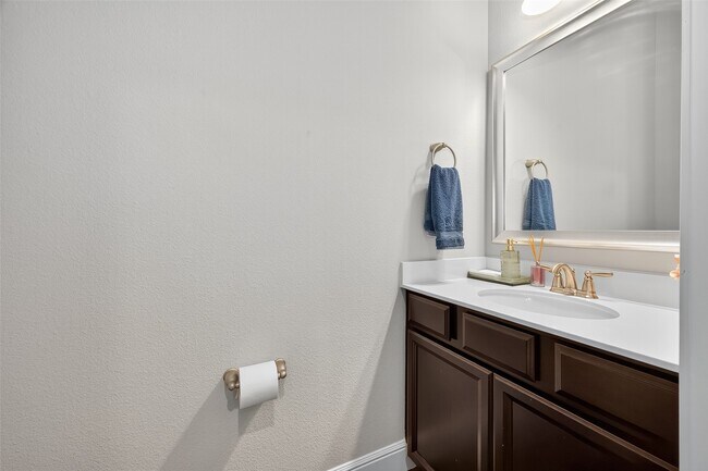 Building Photo - 2314 Cotton Creek Ln