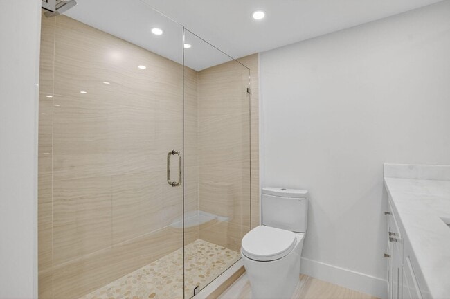 Building Photo - 769 Jeffery St