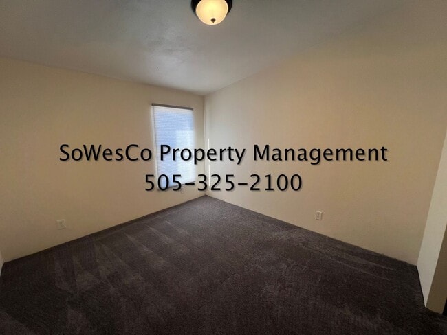 Building Photo - Beautiful 3 Bedroom 2 Full Bath Home