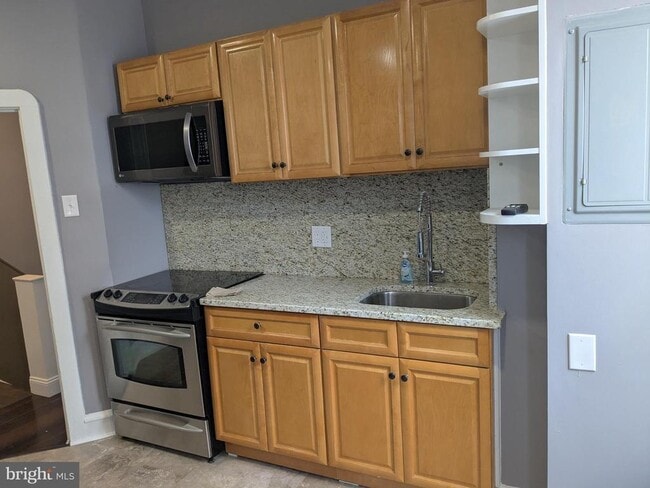 Building Photo - 539 W Olney Ave