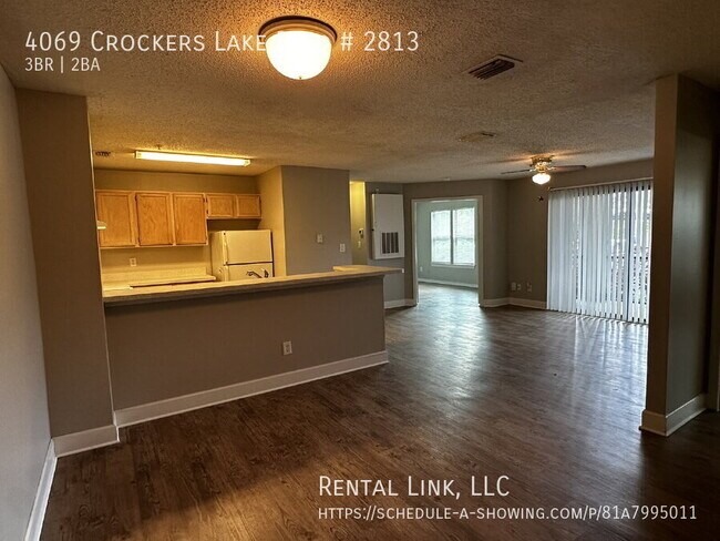 Building Photo - 4069 Crockers Lake Blvd