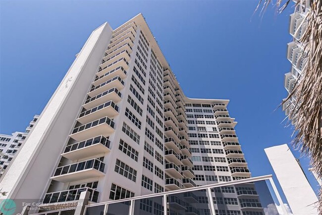 Building Photo - 3700 Galt Ocean Dr